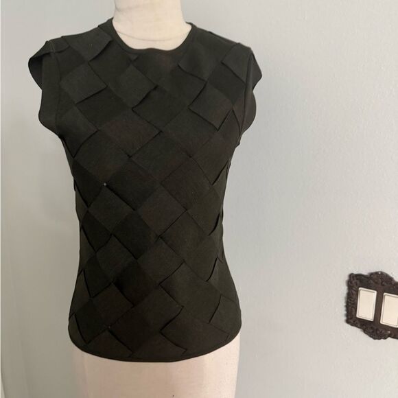 Brand new with tags Louis Vuitton Elegant Olive Green Sleeveless top siz… - Picture 4 of 11